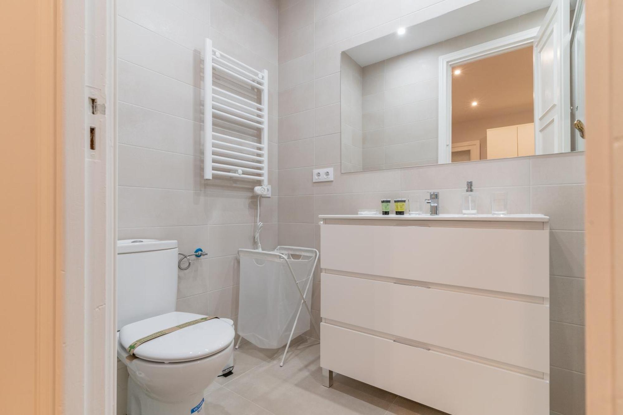 Spacious Central-3Bedrooms 3Bathrooms-Sol Madrid Buitenkant foto