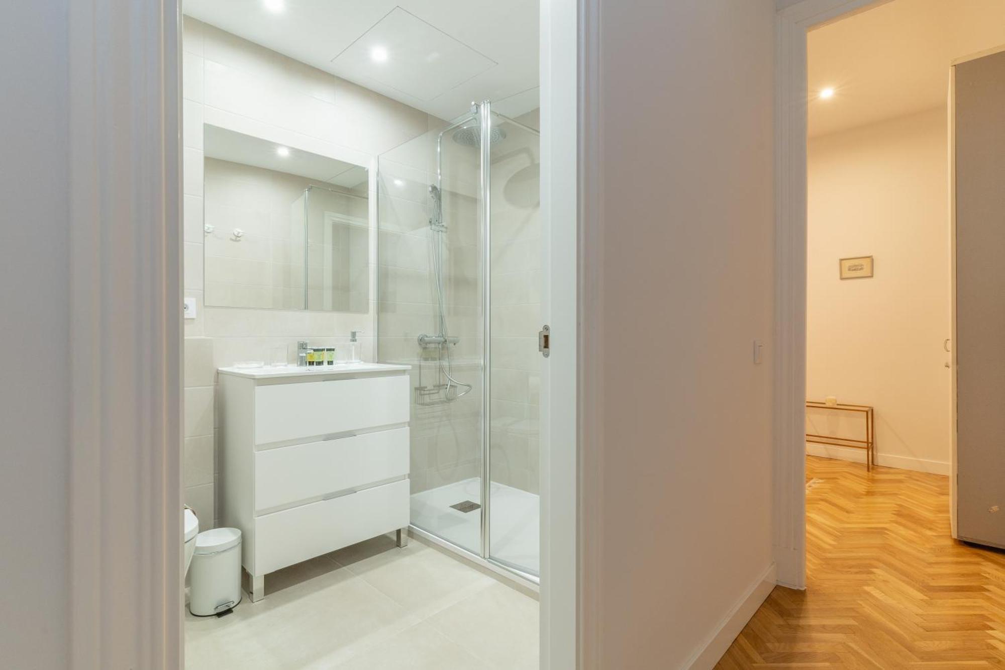Spacious Central-3Bedrooms 3Bathrooms-Sol Madrid Buitenkant foto